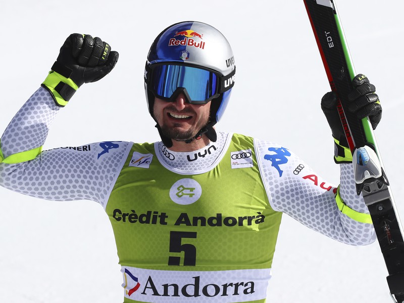 Taliansky lyžiar Dominik Paris vyhral finálový zjazd Svetového pohára v andorrskom Soldeu