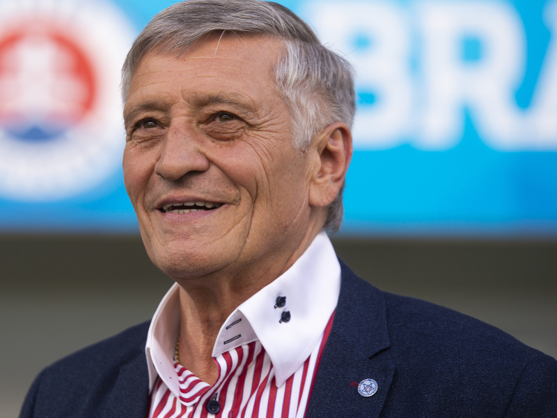 Bývalý reprezentačný tréner a futbalista Dušan Radolský 