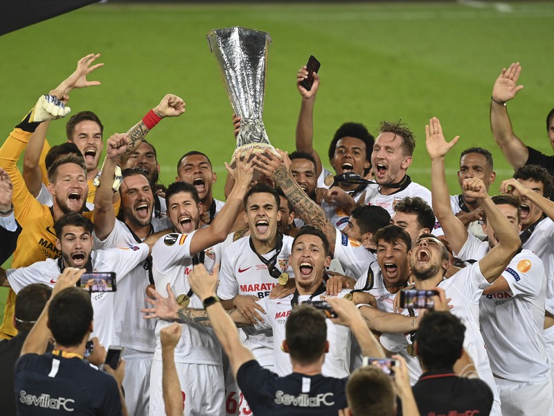 FC Sevilla oslavuje víťazstvo v Európskej lige