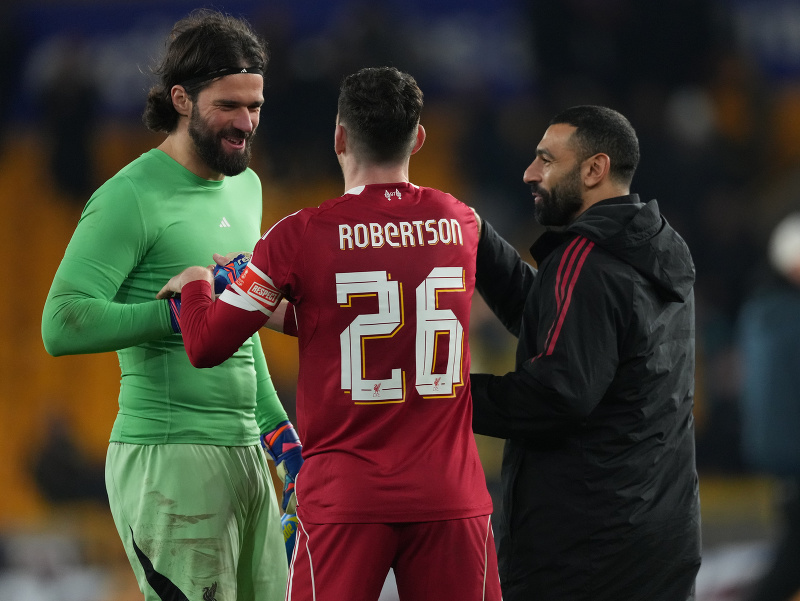 Liverpoolske trio Alisson Becker - Andrew Robertson - Mohamed Salah