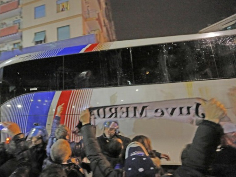 Fanúšikovia neapola napadli autobus s hráčmi Juventusu