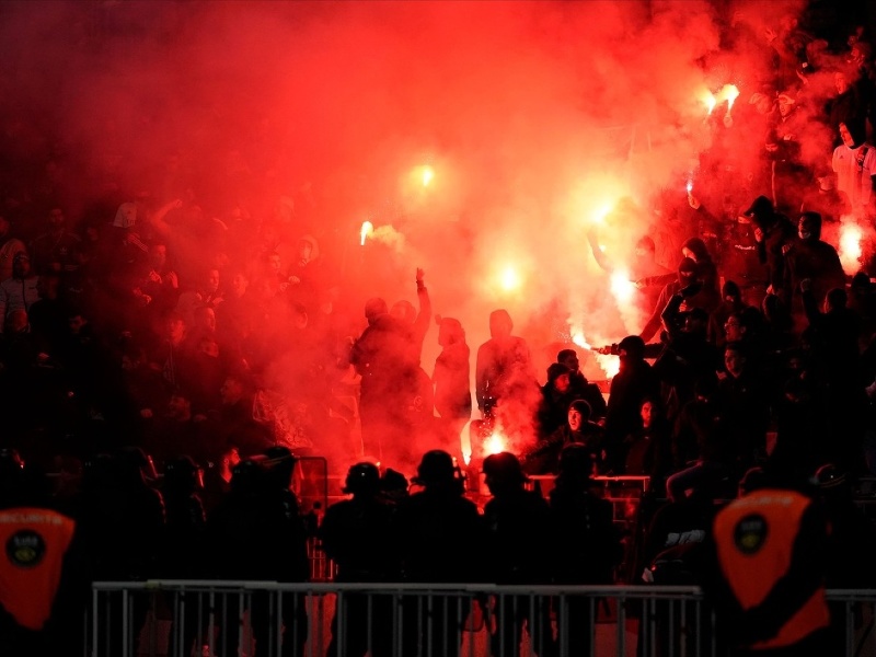 Fanúšikovia Lyonu počas pohárového súboja