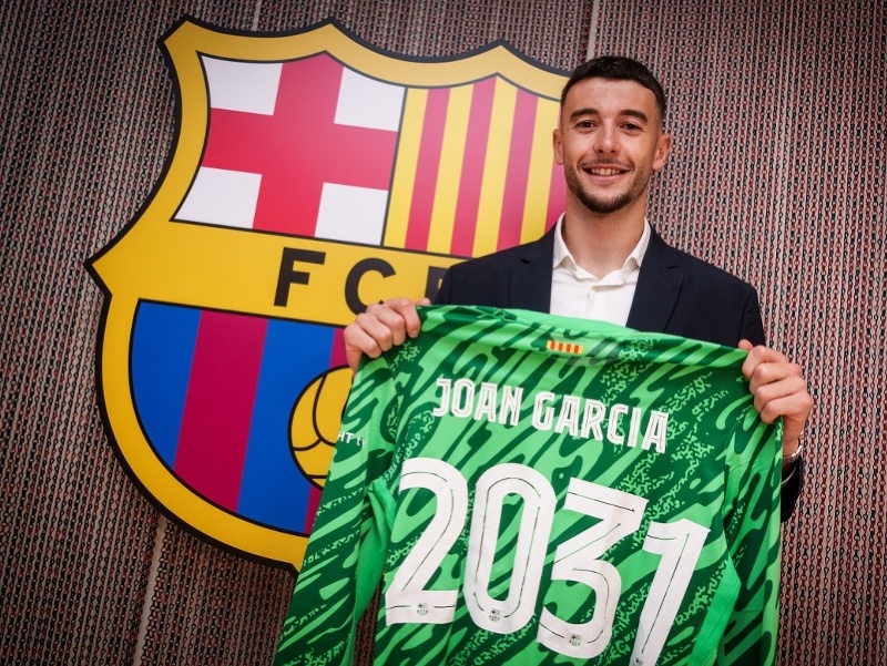 Joan García sa upísal Barcelone