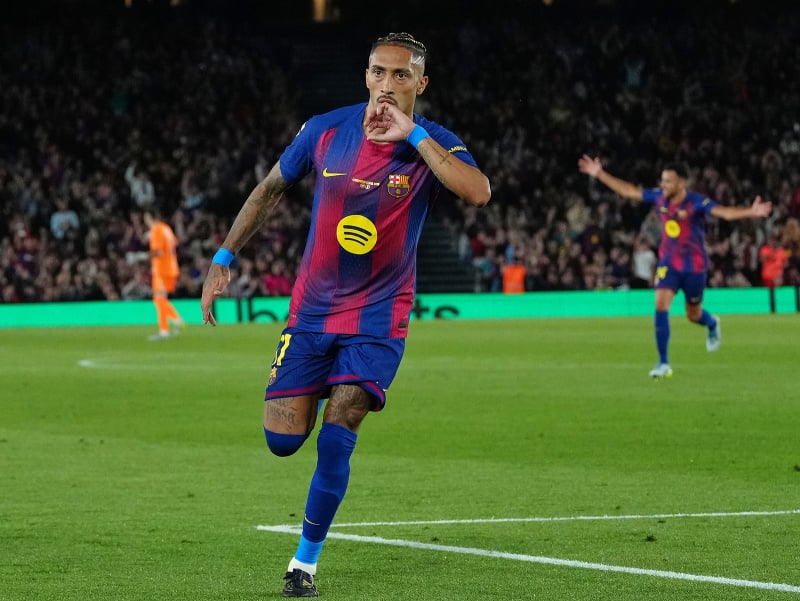 Brazílsky futbalista Raphinha v drese FC Barcelona
