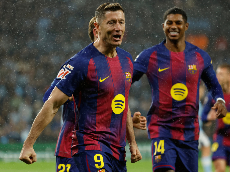 Robert Lewandowski a jeho gólová radosť