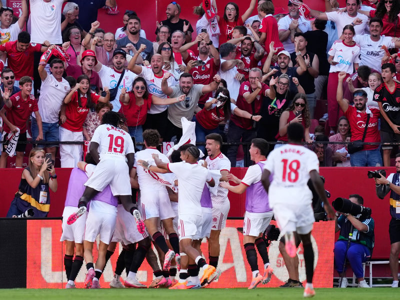 Gólové oslavy futbalistov FC Sevilla