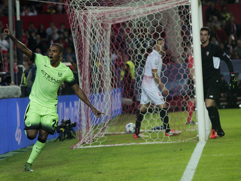 Fernandinho a jeho gólové oslavy
