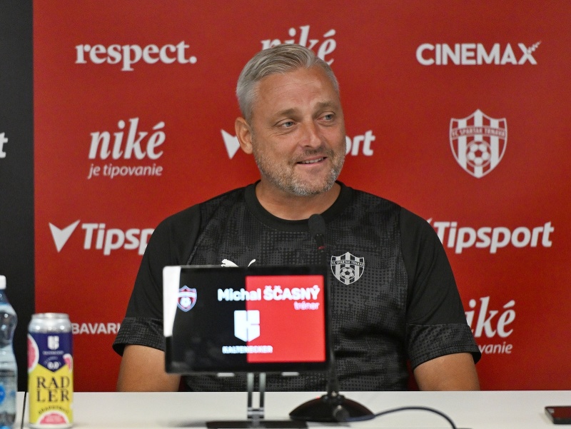 Tréner Trnavy Michal Ščasný