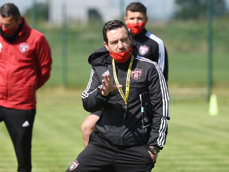Na snímke tréner Ricardo Chéu počas tréningu klubu FC Spartak Trnava