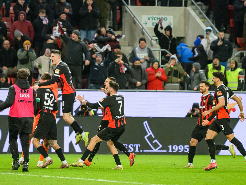 Víťazná radosť hráčov FC Spartak Trnava