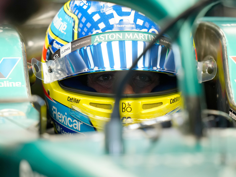 Fernando Alonso počas tréningu na Veľkú cenu Japonska