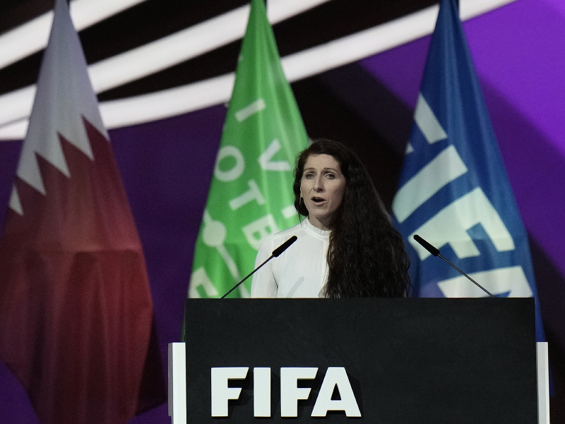Lise Klavenessová na kongrese FIFA