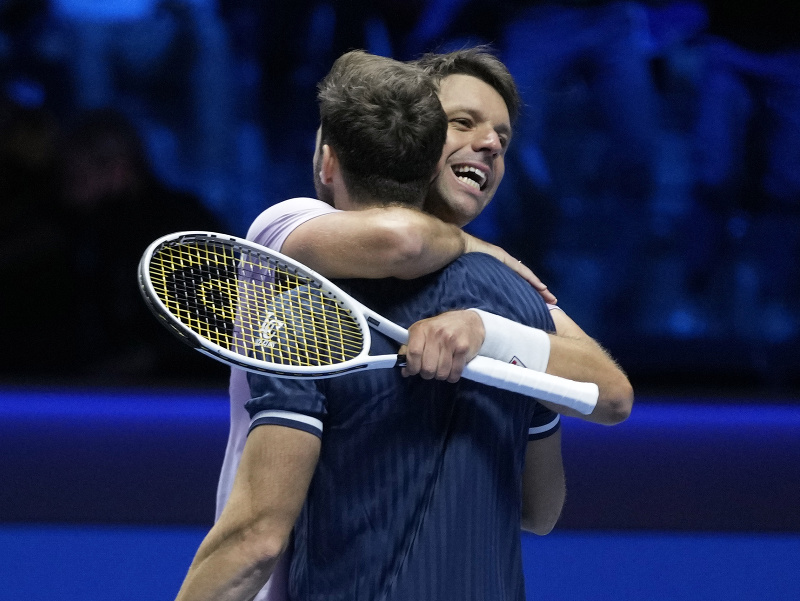 Marcel Granollers a Horacio Zeballos sa tešia z výhry