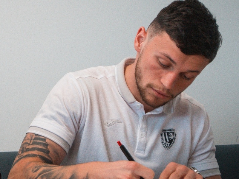 Samuel Kopásek prestúpil do FK Pardubice