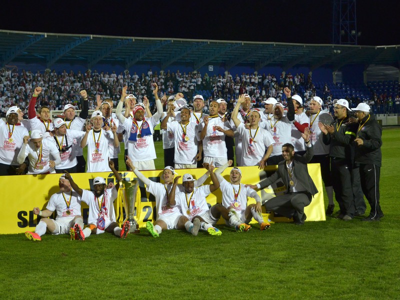 Hráči AS Trenčín po skončení finálového zápasu Slovnaft Cup-u 2014/2015
