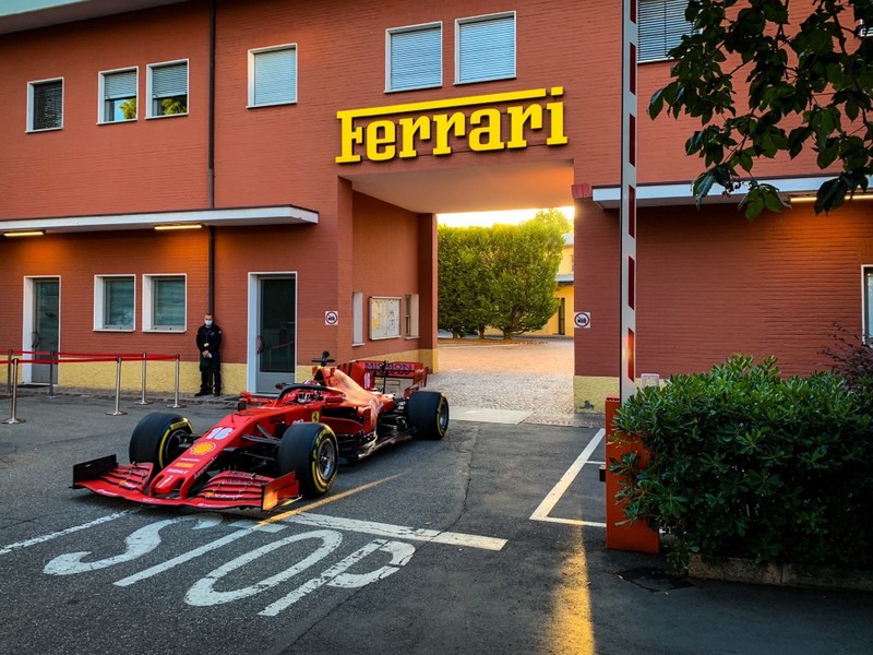 Charles Leclerc v najnovšom monoposte Ferrari