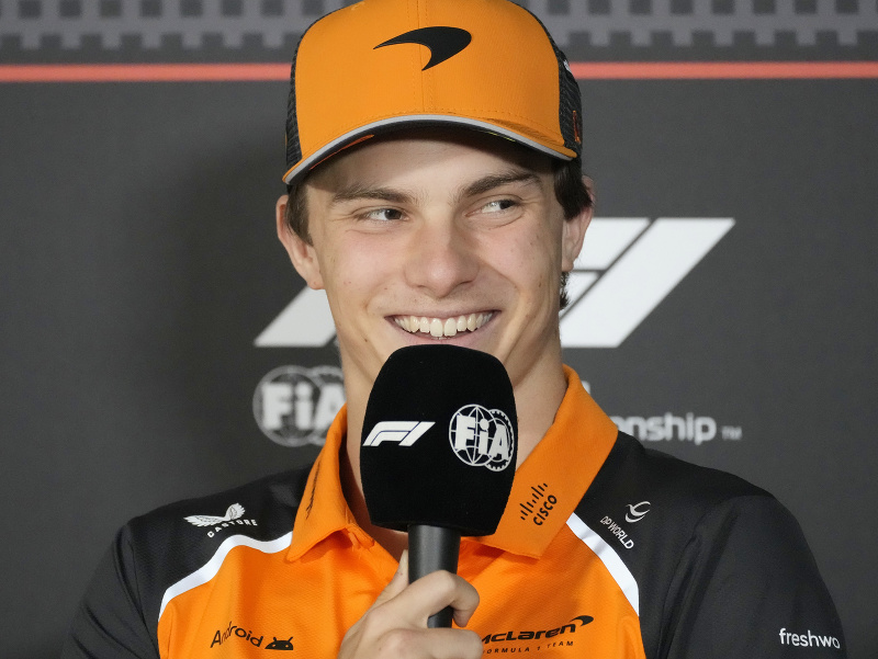 Austrálčan Oscar Piastri