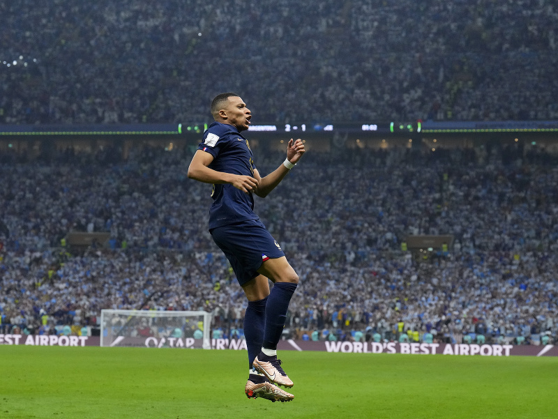 Kylian Mbappé sa raduje z gólu do siete Argentíny