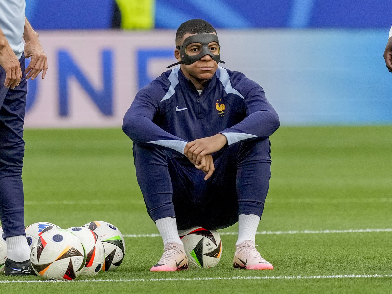Kylian Mbappé na tréningu Francúzsku počas EURO 2024