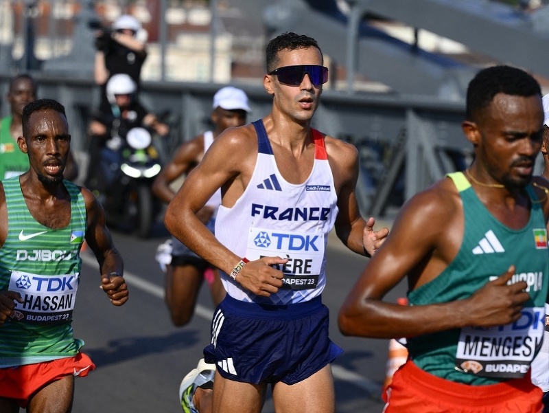 Francúzsky maratónec Mehdi Frére