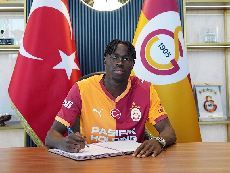 Turecký futbalový klub Galatasaray Istanbul získal 24-ročného futbalistu Wilfrieda Singa