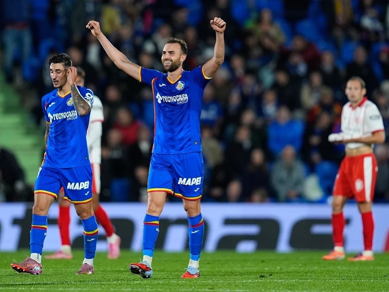 Borja Mayoral oslavuje gól