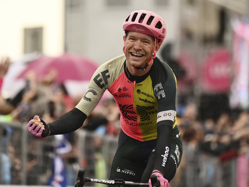 Dánsky cyklista Magnus Cort z tímu EF Education-EasyPost triumfoval v utorňajšej desiatej etape Giro d'Italia
