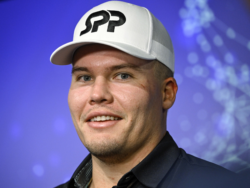 Golfista Tadeáš Teťák počas tlačovej konferencie Slovenskej golfovej asociácie 