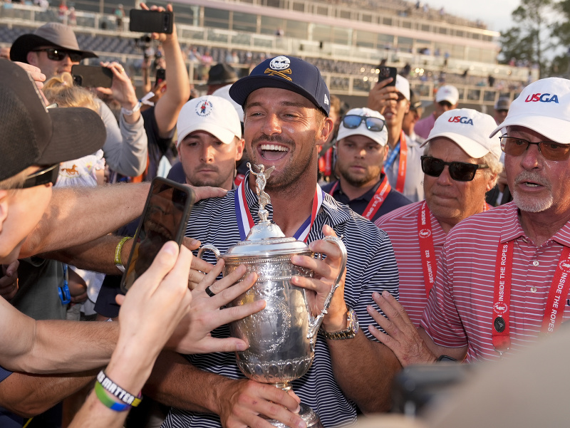 Americký golfista Bryson DeChambeau vyhral US Open