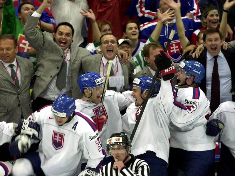 Slovenskí hokejisti získali na Majstrovstvách sveta v hokeji v Göteborgu zlaté medaily