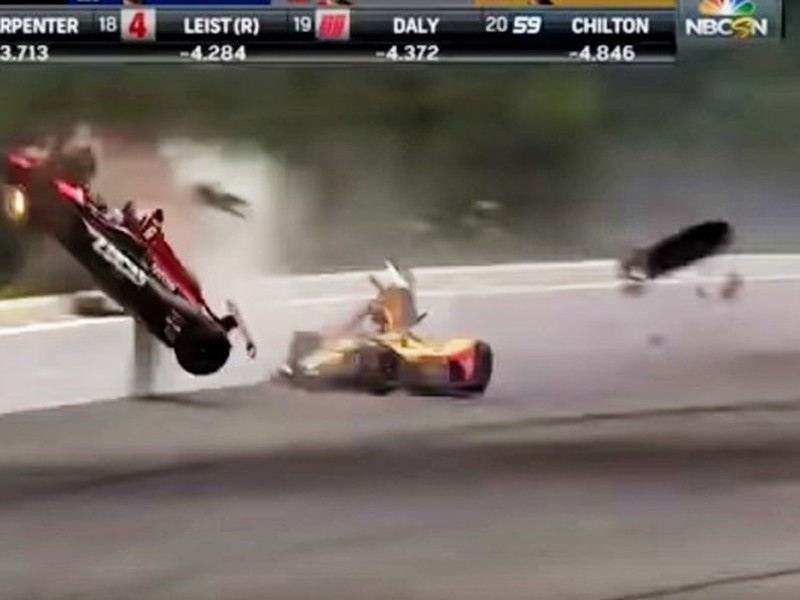 Hrozivá havária na pretekoch Indy Car