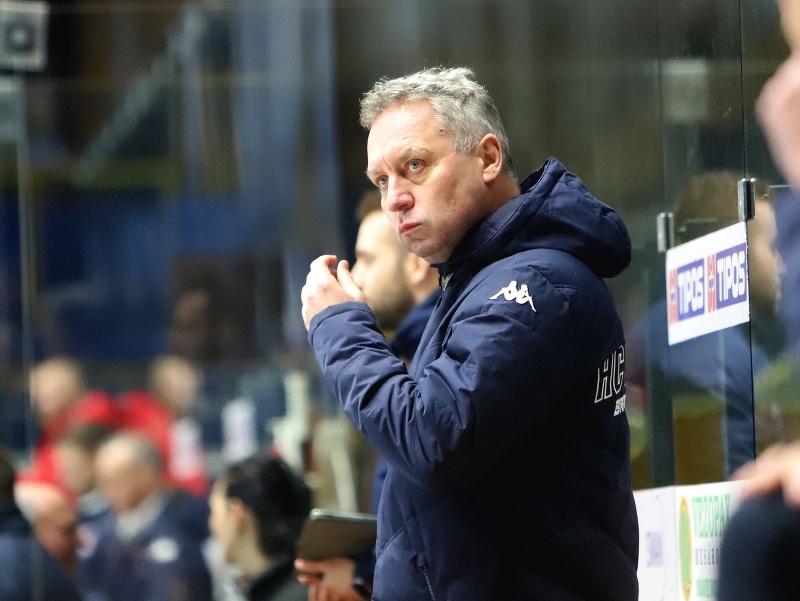 Hlavný tréner HC Slovan Bratislava Peter Oremus