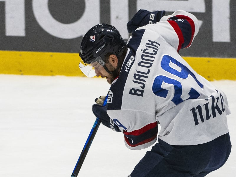 Na snímke Peter Bjalončík (Slovan)