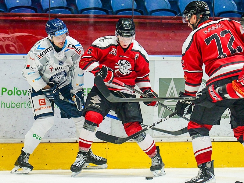Momentka zo zápasu HC Vítkovice Ridera vs. HC MONACObet Banská Bystrica 