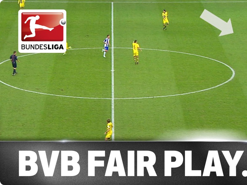 Futbalisti Borussie Dortmund aj napriek kríze preukázali skutočného ducha fair play