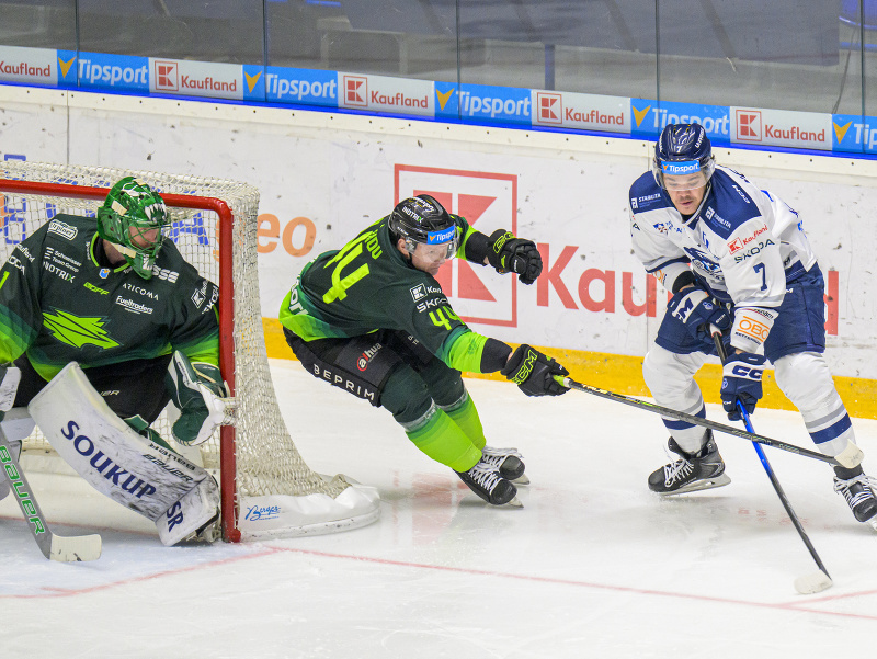 Connor James Lacouvée, Kirill Diakov (obaja Žilina), Martin Nemčík (Poprad