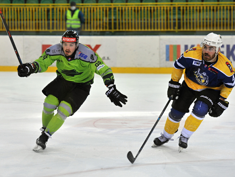 Momentka zo zápasu finále play off SHL Vlci Žilina - HK Spišská Nová Ves