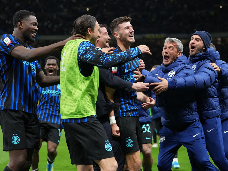 Futbalisti Interu Miláno sa radujú po postupe do finále Talianskeho pohára