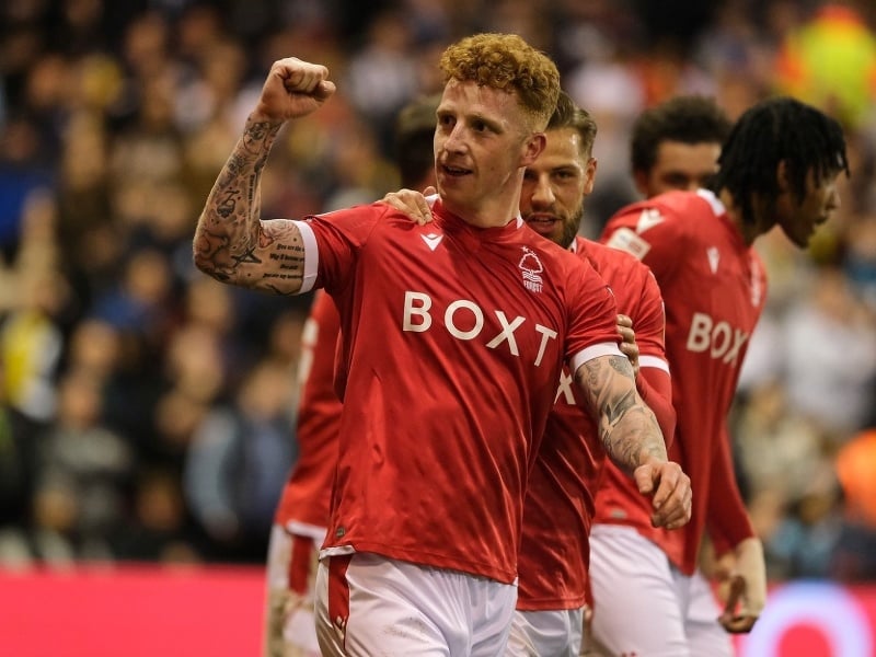 Jack Colback oslavuje gól