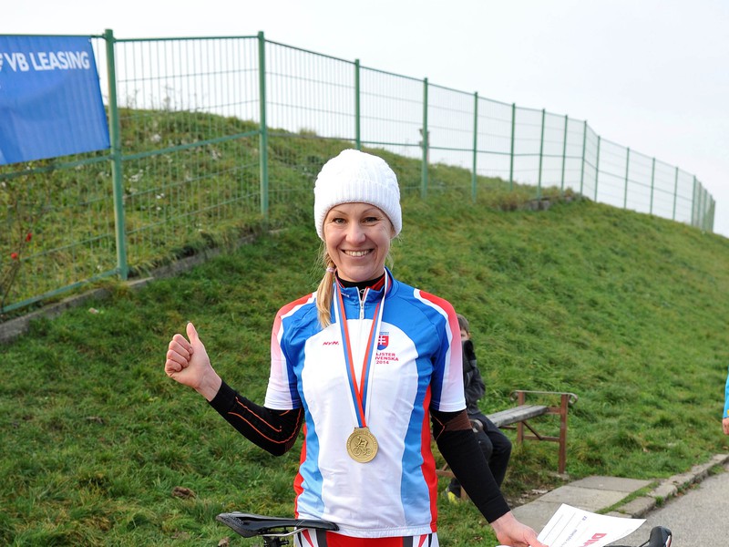 Majsterka Slovenska Janka Keseg Števková počas Majstrovstiev Slovenska v cyklokrose