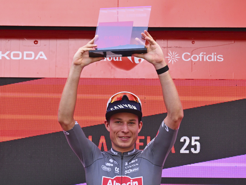 Jasper Philipsen na pódiu