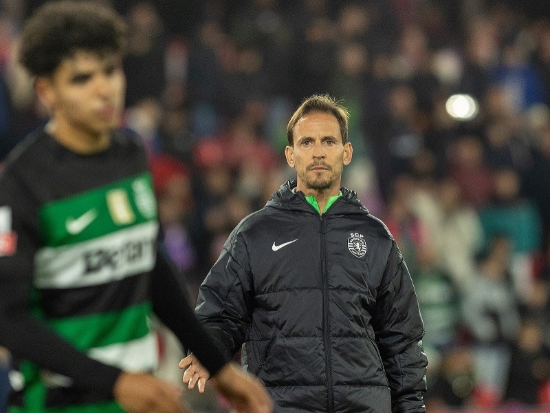 Tréner futbalistov Sportingu Lisabon Joao Pereira