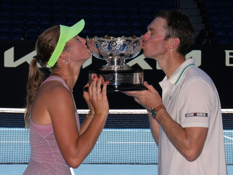 John Peers a Olivia Gadecká obhájili titul v zmiešanej štvorhre na Australian Open