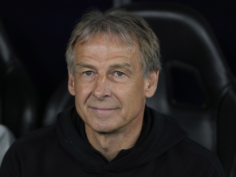 Nemecký tréner Jürgen Klinsmann skončil na lavičke kórejskej futbalovej reprezentácie