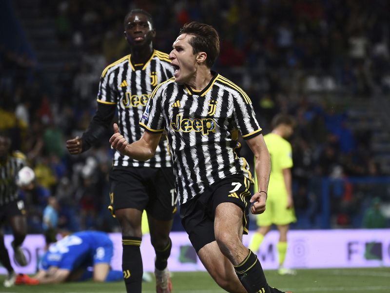 Federico Chiesa oslavuje gól Juventusu