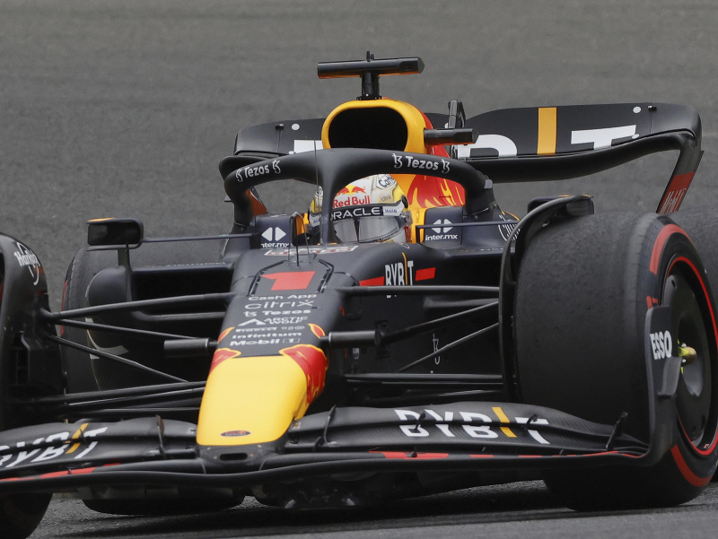 Max Verstappen počas kvalifikácie na Veľkú cenu Belgicka