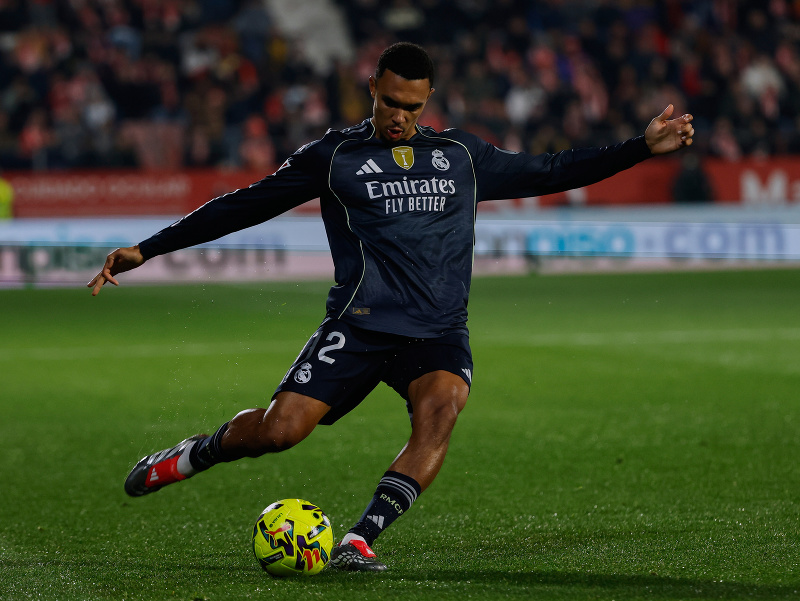 Na snímke je Trent Alexander - Arnold