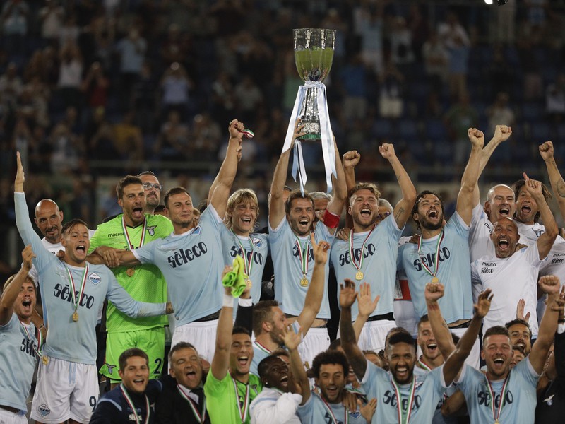 Lazio Rím s trofejou