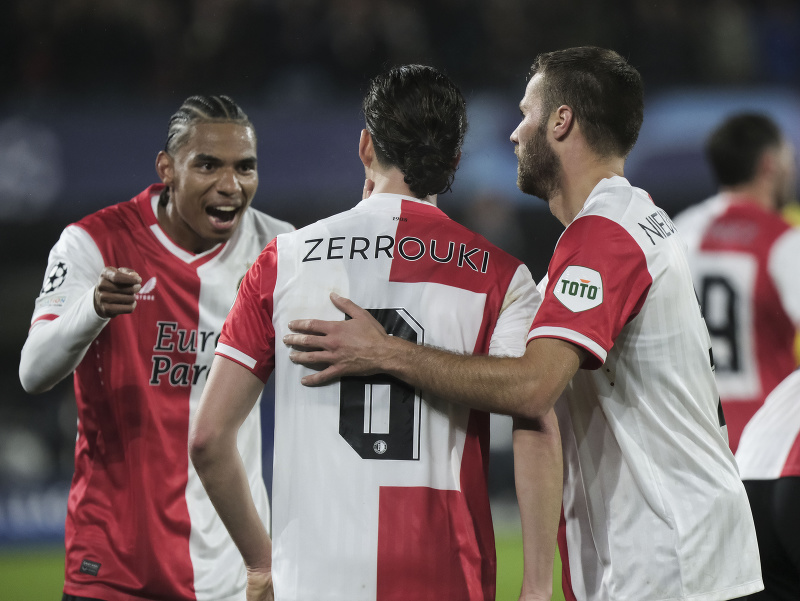 Futbalisti Feyenoordu Rotterdam sa radujú z gólu