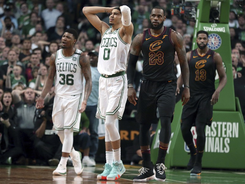 LeBron James sa stal opäť hlavným hrdinom